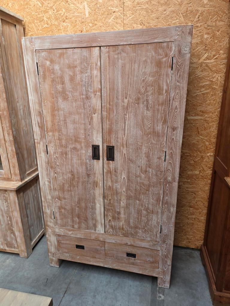 Mooie massief teakhouten legkast white wash. 110x195cm, Ophalen
