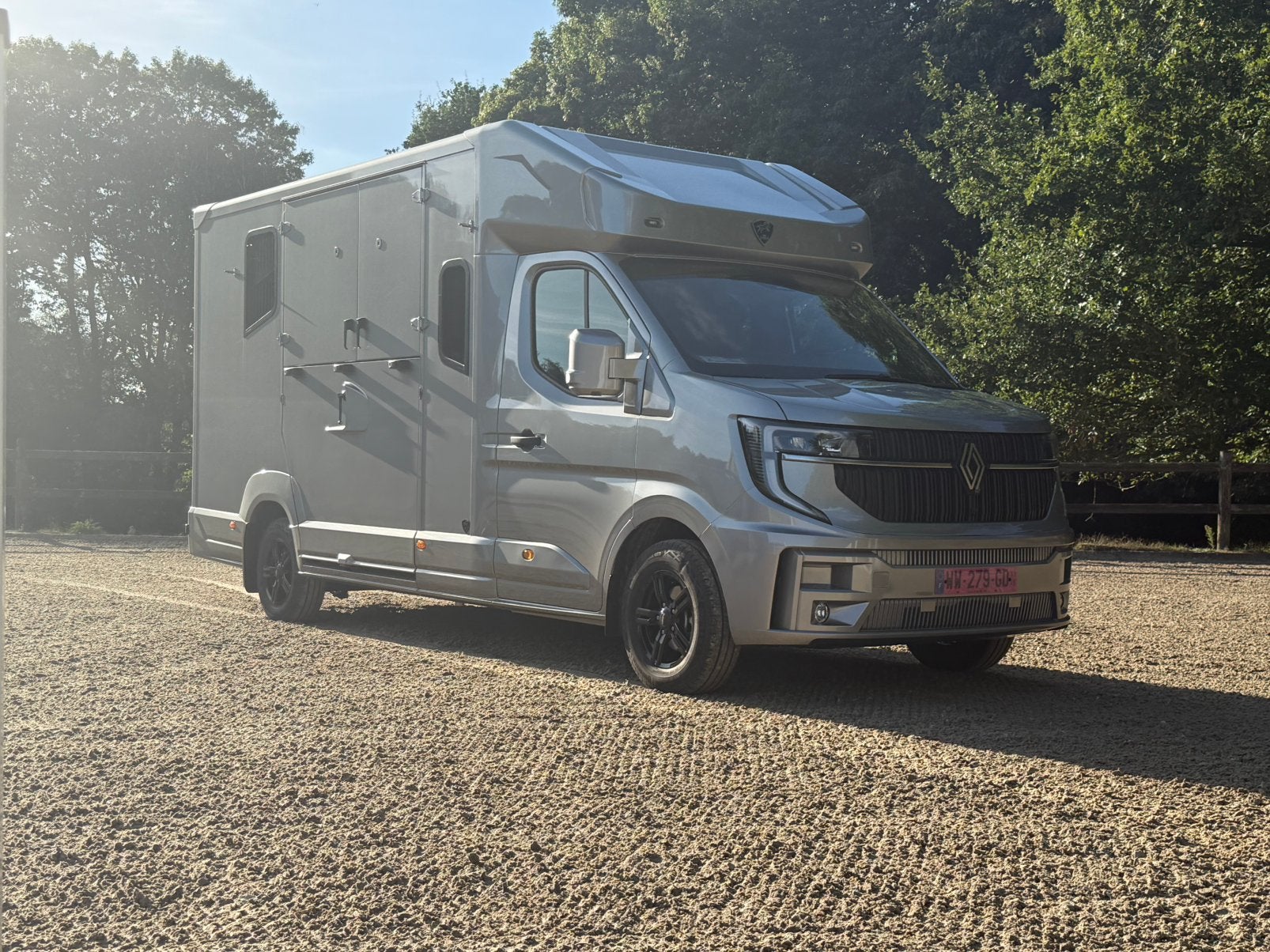 Renault Master MTM 2 paardswagen, Ophalen