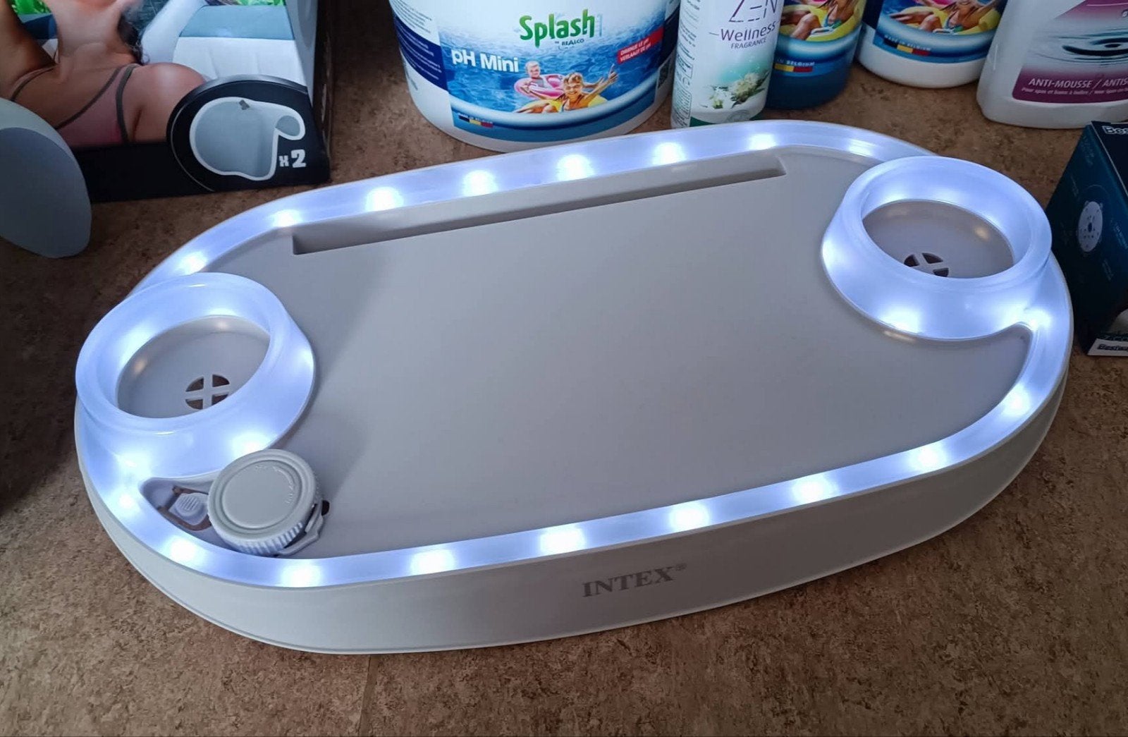 tafel met licht en gleuf, Enlèvement, Comme neuf, Autres types