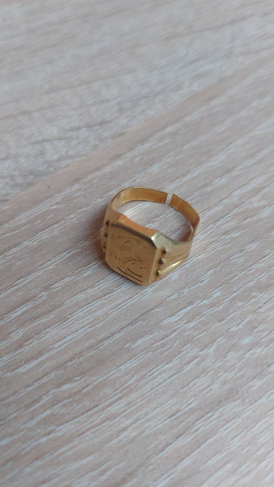 Ring 4 gram, Ophalen