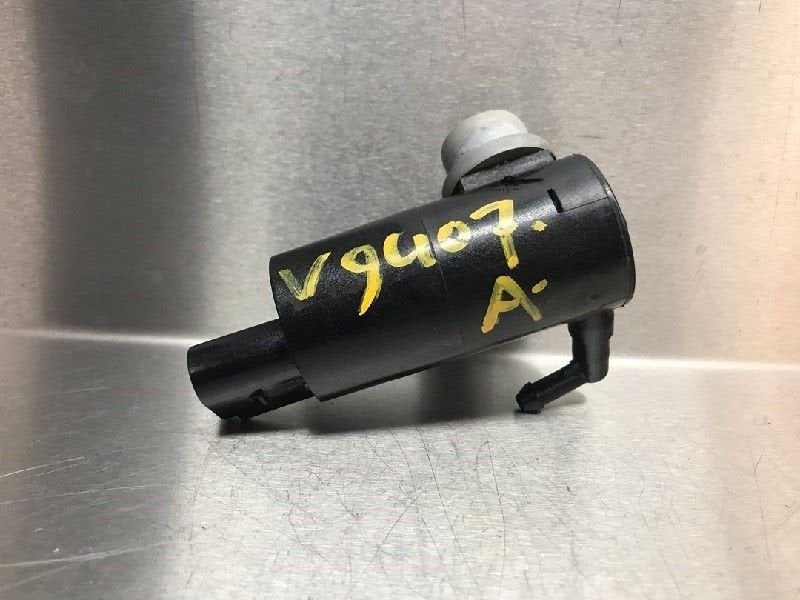 LAVE-GLACE POMPE ARRIÈRE SX4 (EY / GY) (|080131A|269106|), Suzuki-Allee 7
64625  Bensheim, DE, Suzuki Deutschland GmbH, Kontakt@suzuki.de