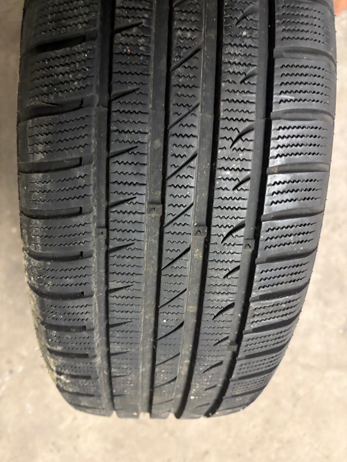 205/65/15 4.108 jantes et pneus, Auto-onderdelen, Ophalen, Gebruikt, 15 inch, Banden en Velgen