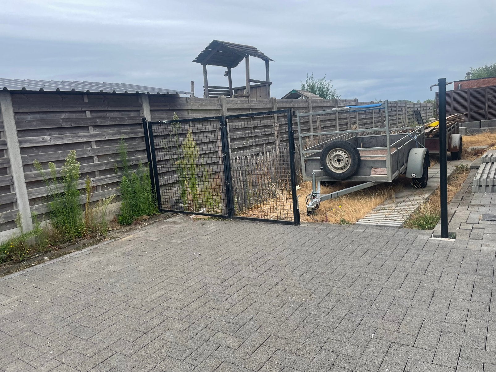 Zwart metalen tuinpoort, Tuin en Terras, Tuinpoorten, Ophalen, Gebruikt, Staal, 150 tot 200 cm