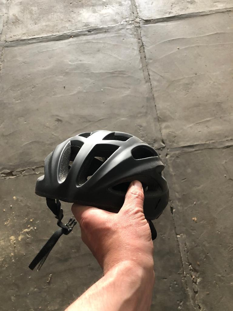 QT cycle tech Fiets helm, Ophalen, Zo goed als nieuw, Overige maten, Heer of Dame