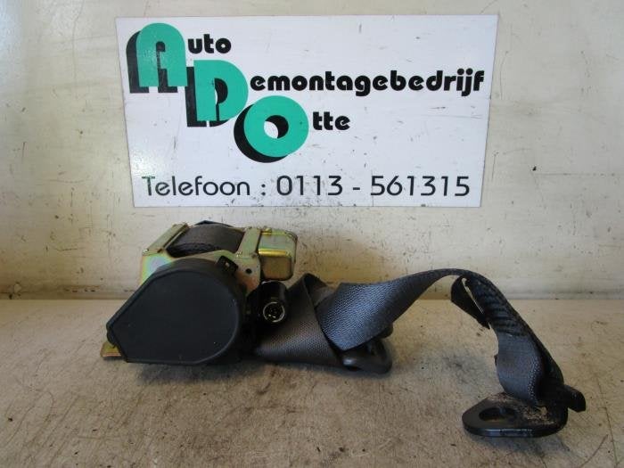 Ceinture de sécurité arrière gauche d'un Renault Laguna (, Renault, -, 3 mois de garantie, Utilisé