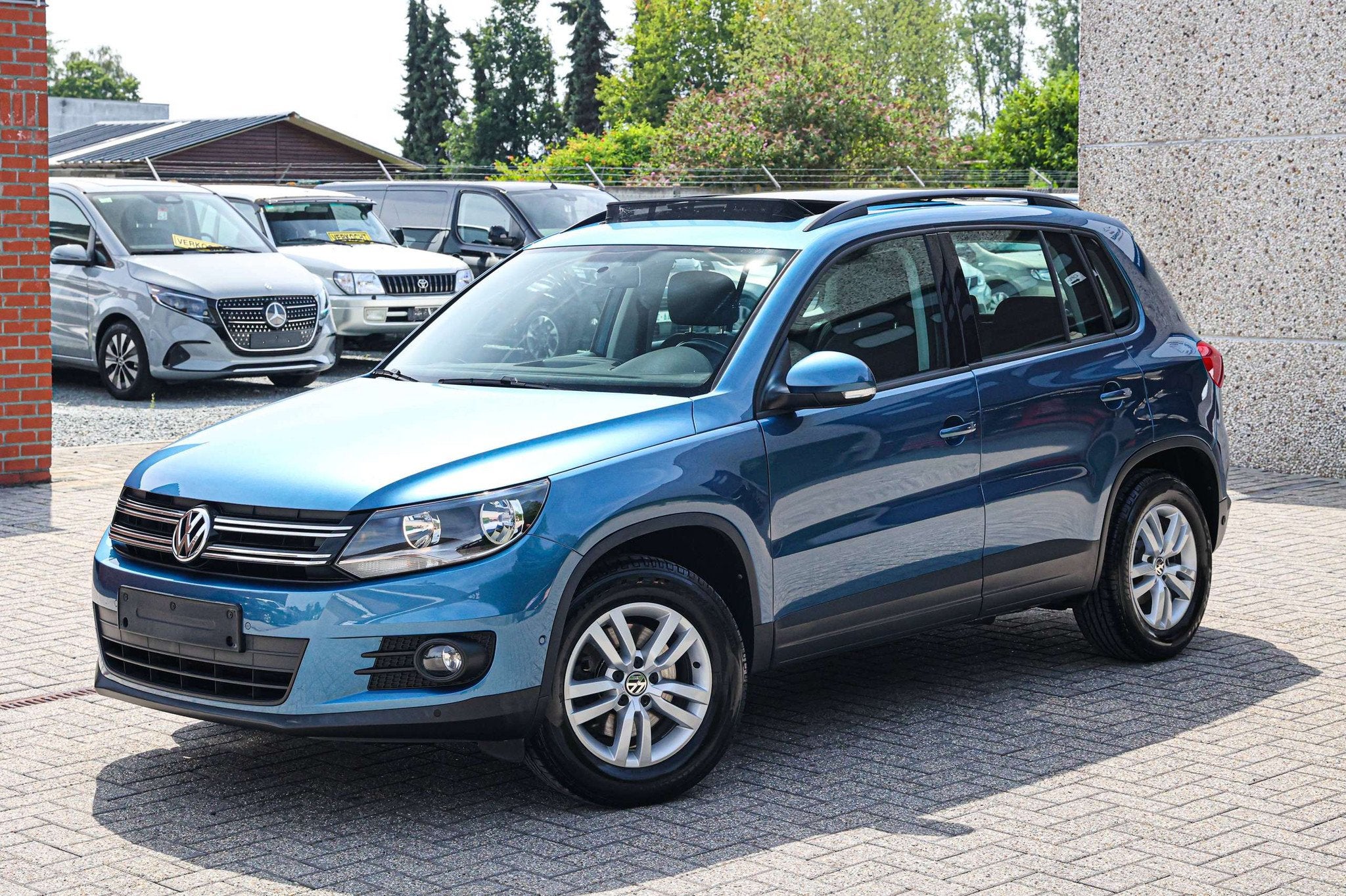 Volkswagen Tiguan PANORAMISCH-DAK*AUTOMAAT*DIGI-AIRCO*NAVIGA, Stof, Gebruikt, 4 cilinders, Blauw