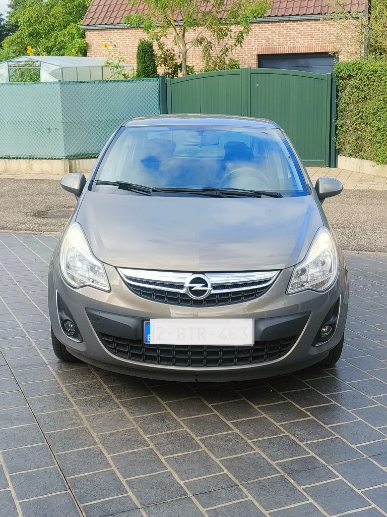 Opel Corsa 1.2  9/2011  69000km gekeurd voor verkoop, Stof, 1229 cc, 5 deurs, Particulier