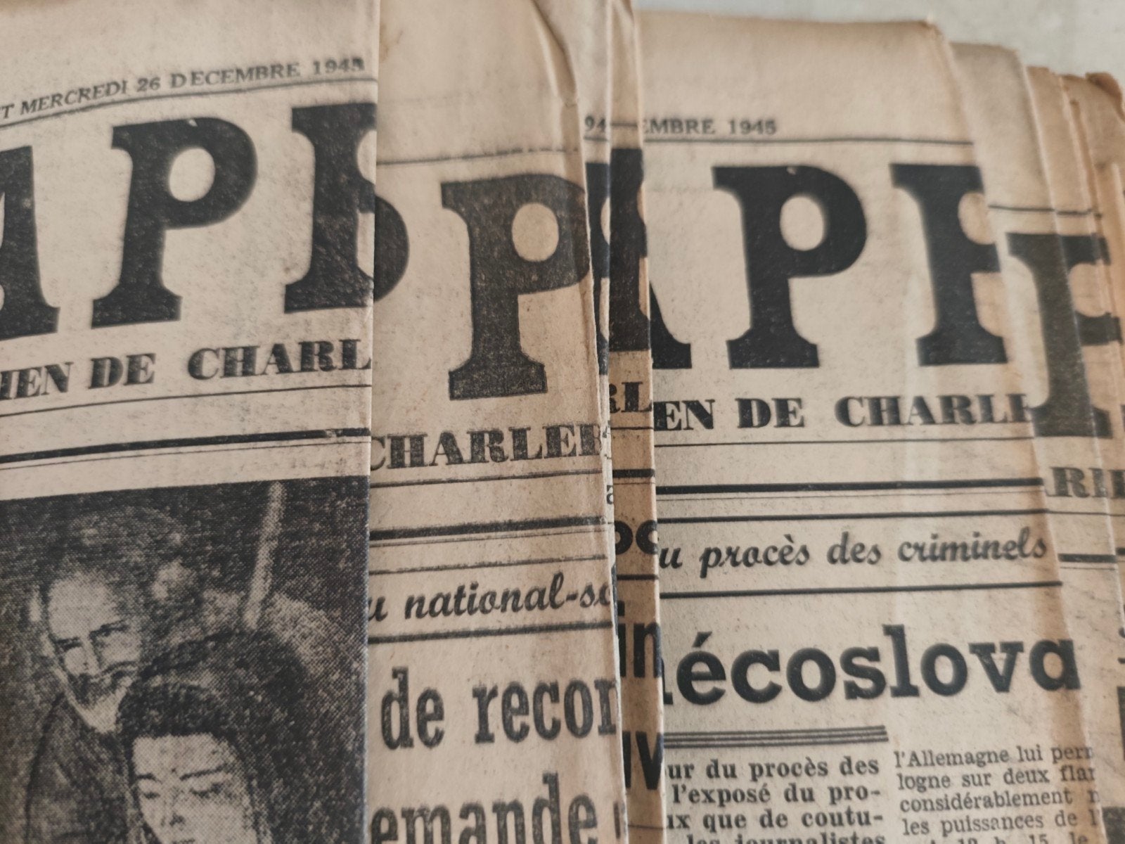 Oude kranten jaren 40, Boeken, Tijdschriften en Kranten, Ophalen