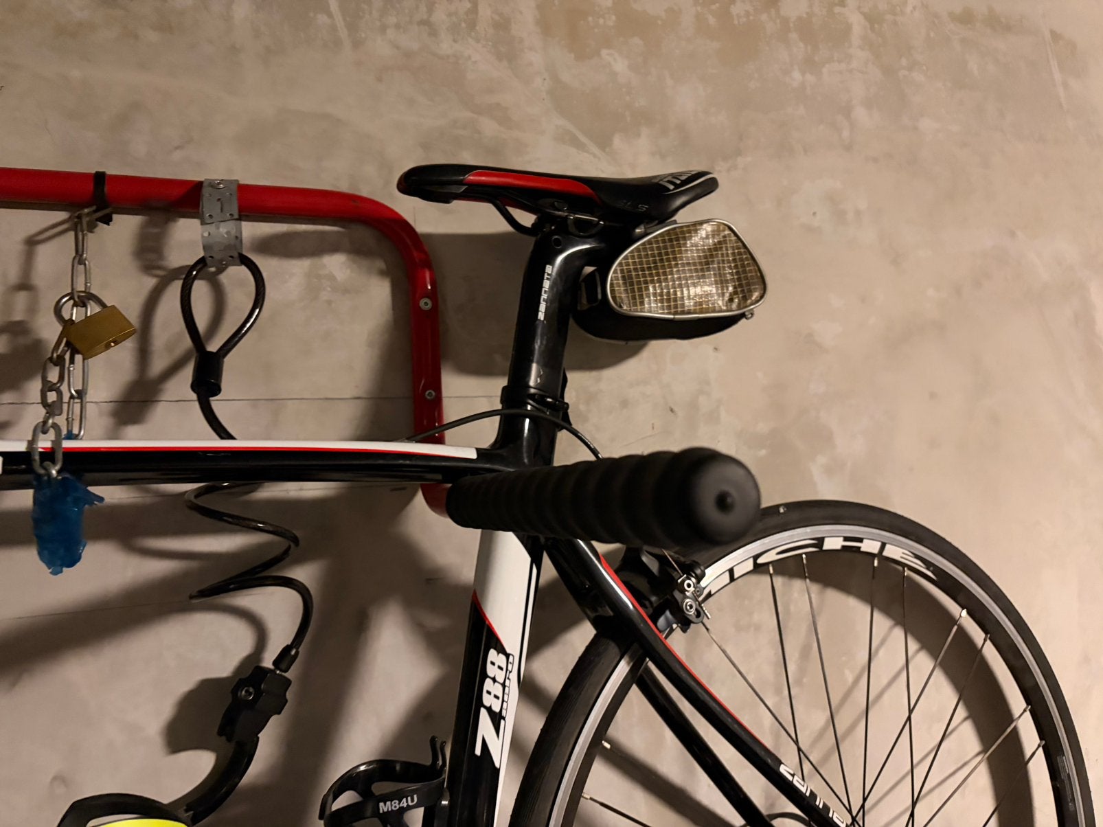 Vends velo de course Zannata full carbone taille 54 1800 eur, Vélos & Vélomoteurs, Enlèvement, Comme neuf, Carbone