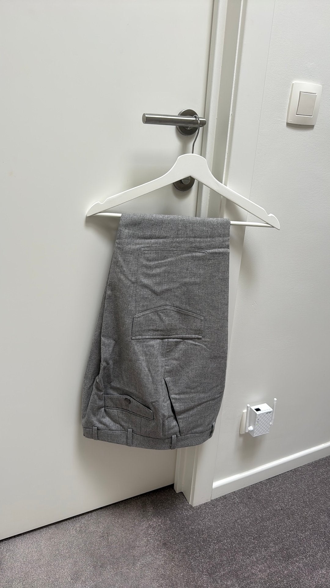 Suitsupply pantalon wool/cashmere 46, Kleding | Dames, Zwangerschapskleding, Ophalen of Verzenden, Zo goed als nieuw, Maat 46/48 (XL) of groter