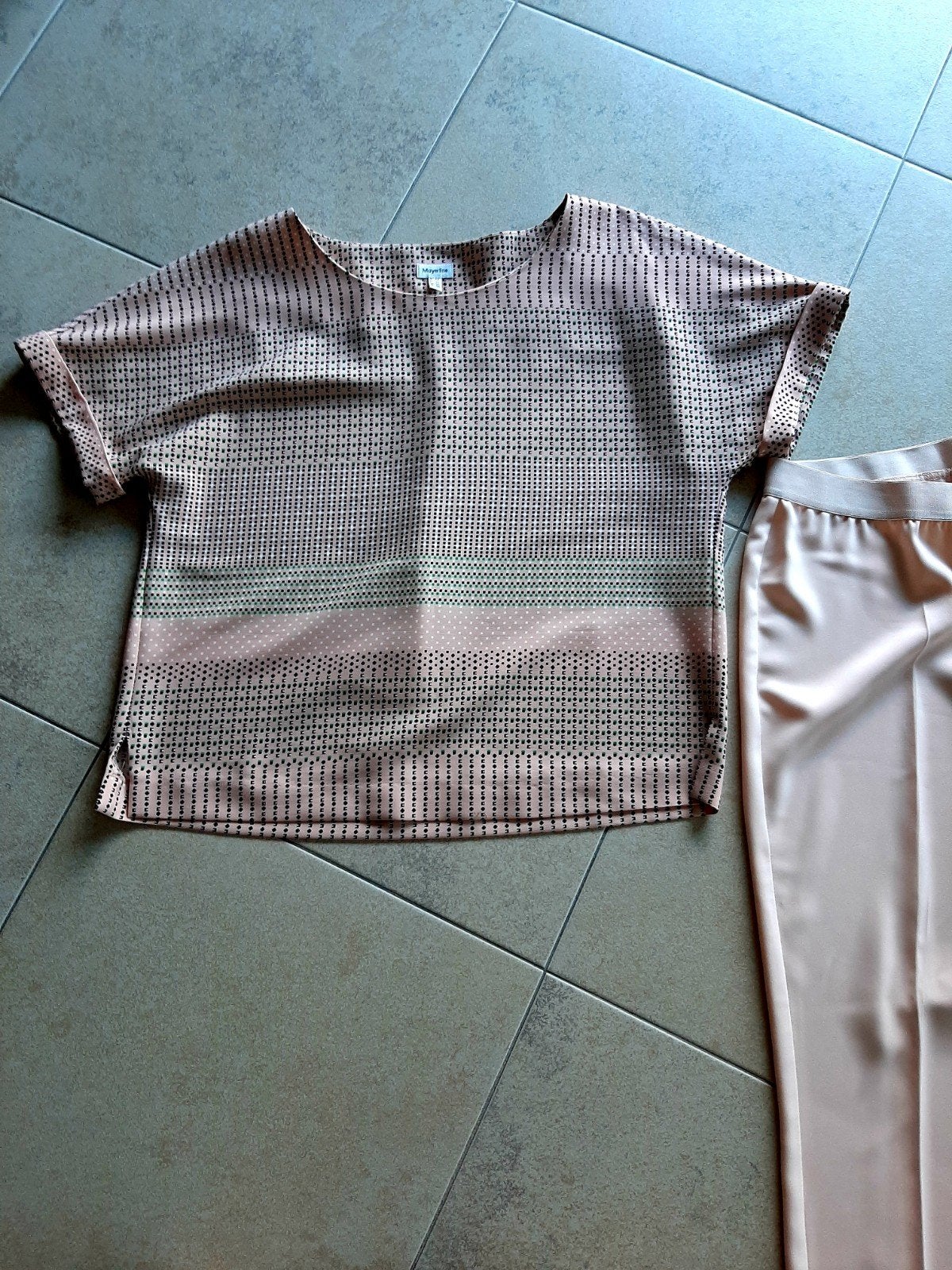 bloes en broek, Ophalen of Verzenden