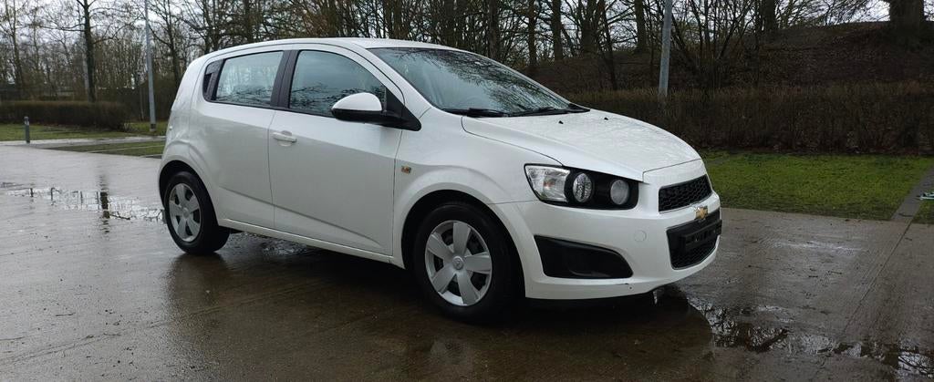 Chevrolet Aveo 1.2 Benzine Bj.2014 Met 107.000 Km., Autos, Chevrolet, Achat, Entreprise, Boîte manuelle, Tissu
