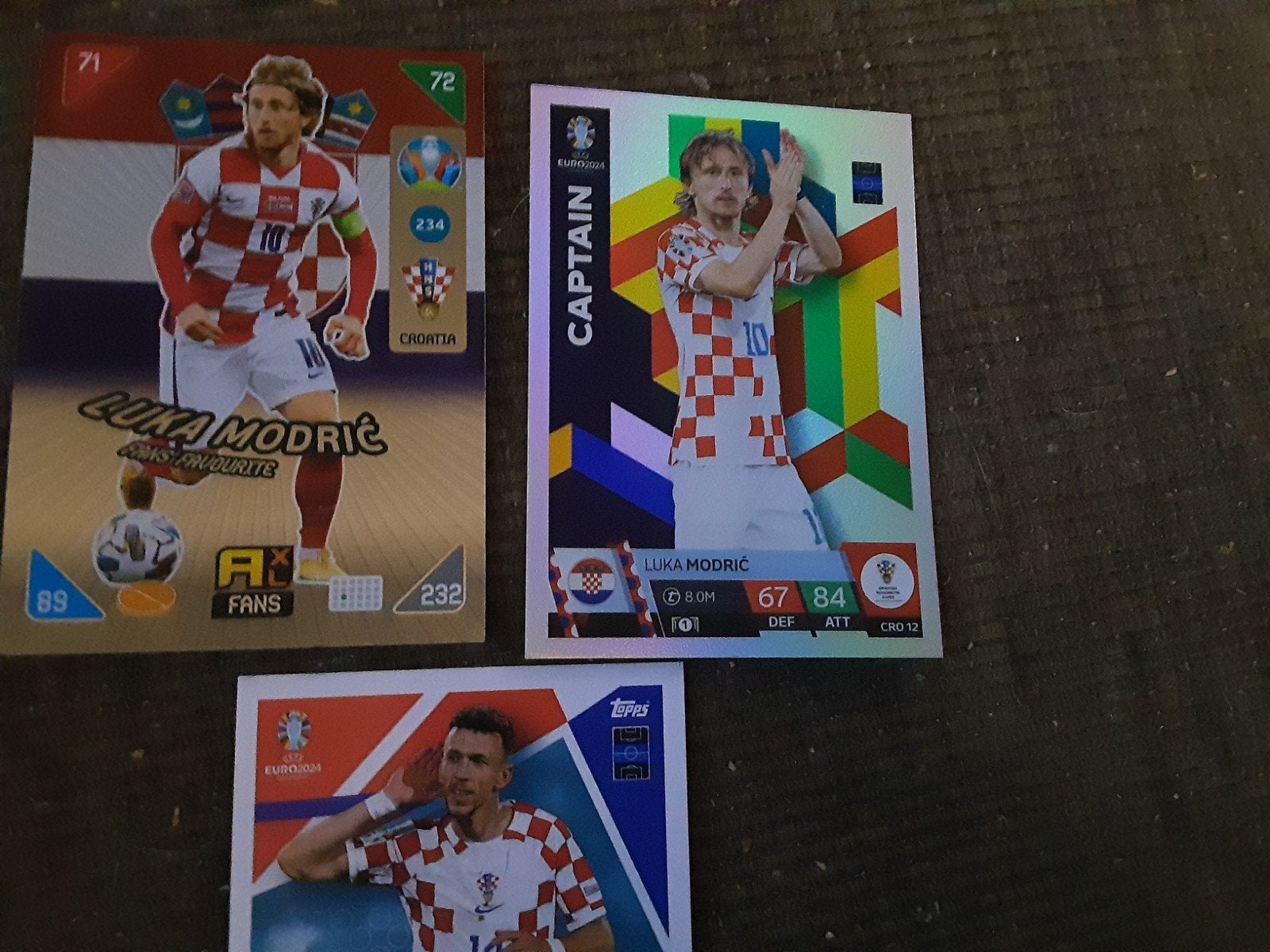 Fifa voetbal kaarten, Ophalen