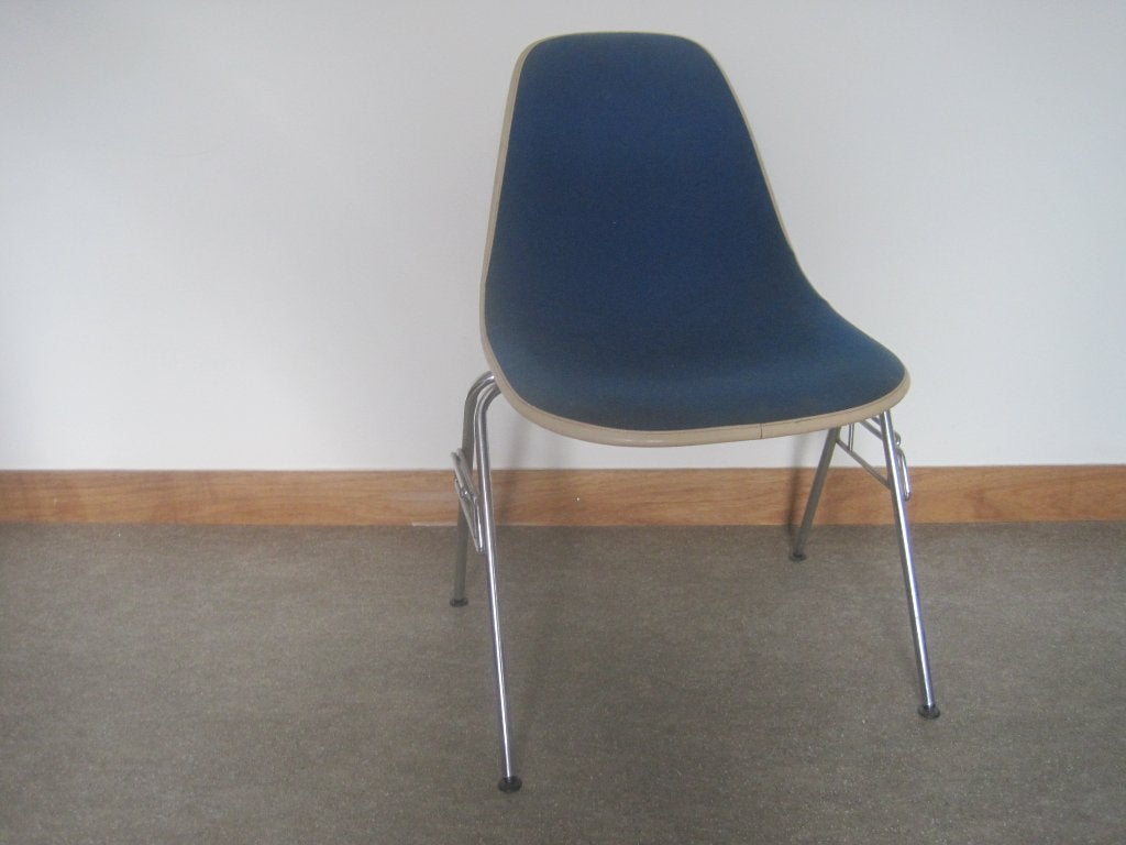 6 vintage design stoelen Eames Herman Miller, Huis en Inrichting, Stoelen, Ophalen, Gebruikt, Blauw, Stof