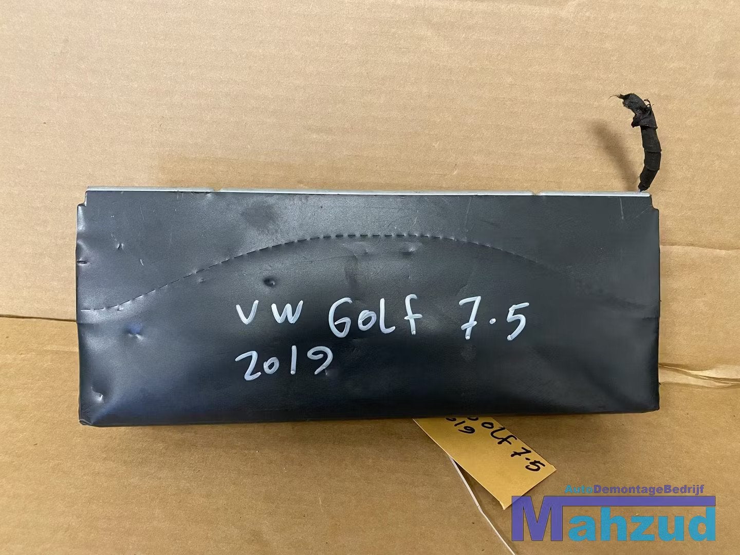 VW GOLF 7 7.5 Knie airbag 2012-2019, Auto-onderdelen, Gebruikt, Volkswagen, Volkswagen AG, Vw@volkswagen.de