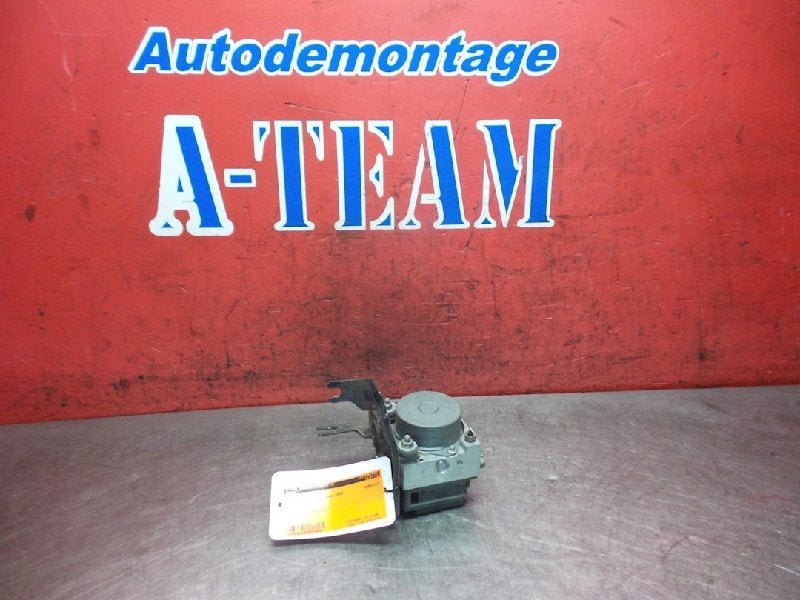 BLOC ABS (FREINS ANTI-BLOCAGE) Renault Clio III (BR / CR), Robert Bosch AG, Renault, Utilisé, Robert-Bosch-Allee 1
74232  Abstatt, DE