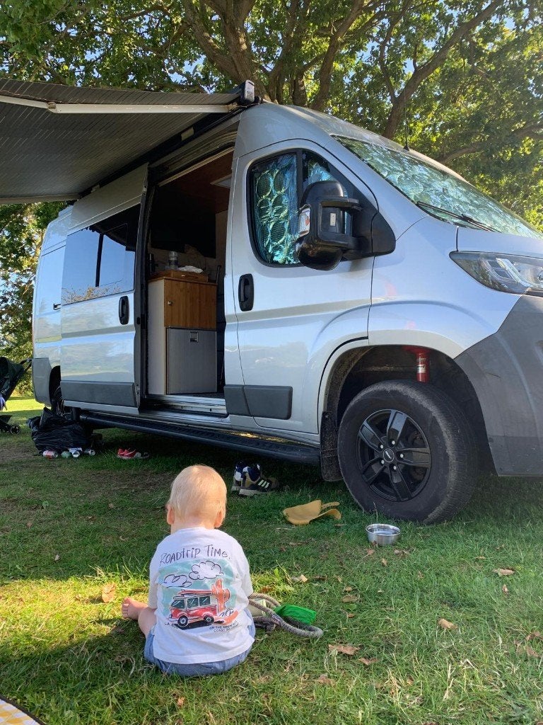 Stoere Buscamper (5 gordels + 5 slaapplaatsen), Caravanes & Camping, Camping-cars, Siège de train, Jusqu'à 5, Fiat, Boîte manuelle