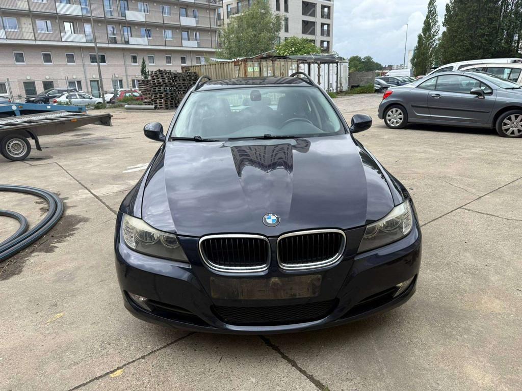 BMW 3 Serie 318 Touring 318iA Lifestyle Line (bj 2009), Auto's, BMW, Airbags, 4 cilinders, 136 pk, 5 deurs