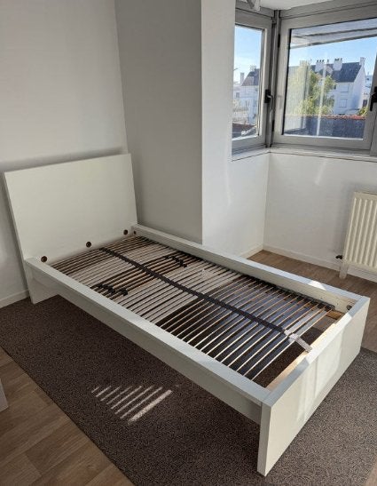 IKEA MALM bed 90x200 cm met lattenbodem en matras, Huis en Inrichting, Ophalen, 90 cm, Eenpersoons, Wit