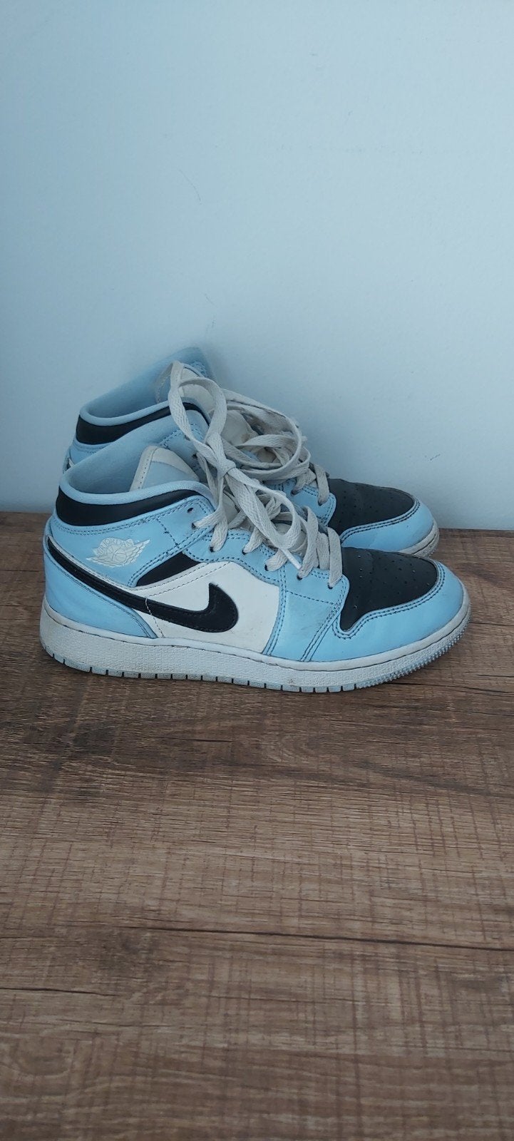 Jordan's blauw/zwart/wit, Ophalen, Wit, Zo goed als nieuw, Sneakers