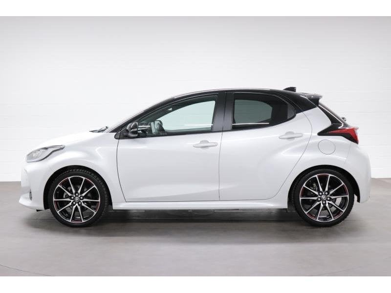 Toyota Yaris 1.5 Hybrid e-CVT GR Sport LHD Toyota Yaris 1.5, Achat, Euro 6, Noir, 5 portes