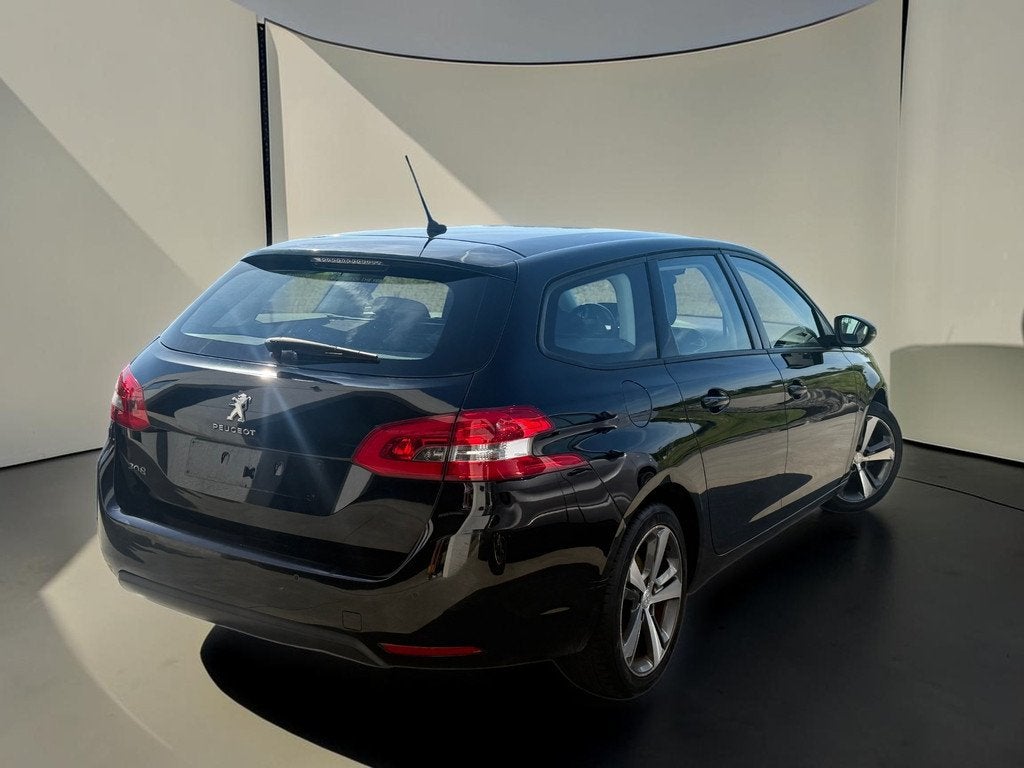 Peugeot 308 SW 1.2 Benzine – 117.070 km – Navi – Cruis, Auto's, Peugeot, Voorwielaandrijving, https://public.car-pass.be/vhr/fb05adcd-4a8d-412a-a789-edcab3e1f864