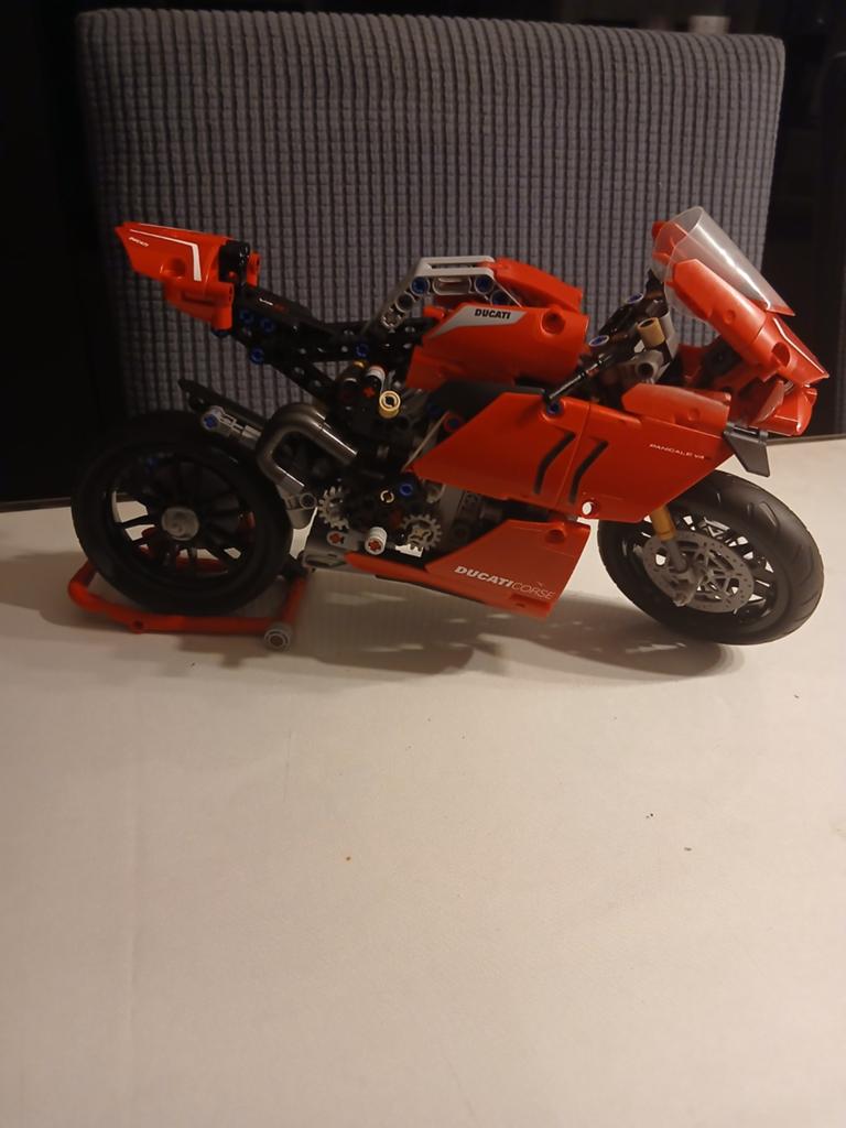 Lego Technic 42107 Ducati Panigale V4 R, Ophalen of Verzenden, Compleet, Lego, Technic