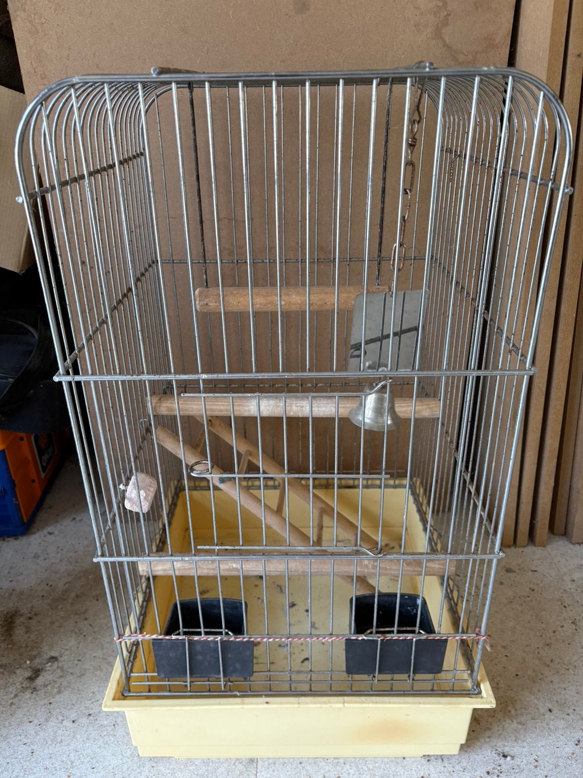 Vogel kooi, Ophalen, Zo goed als nieuw