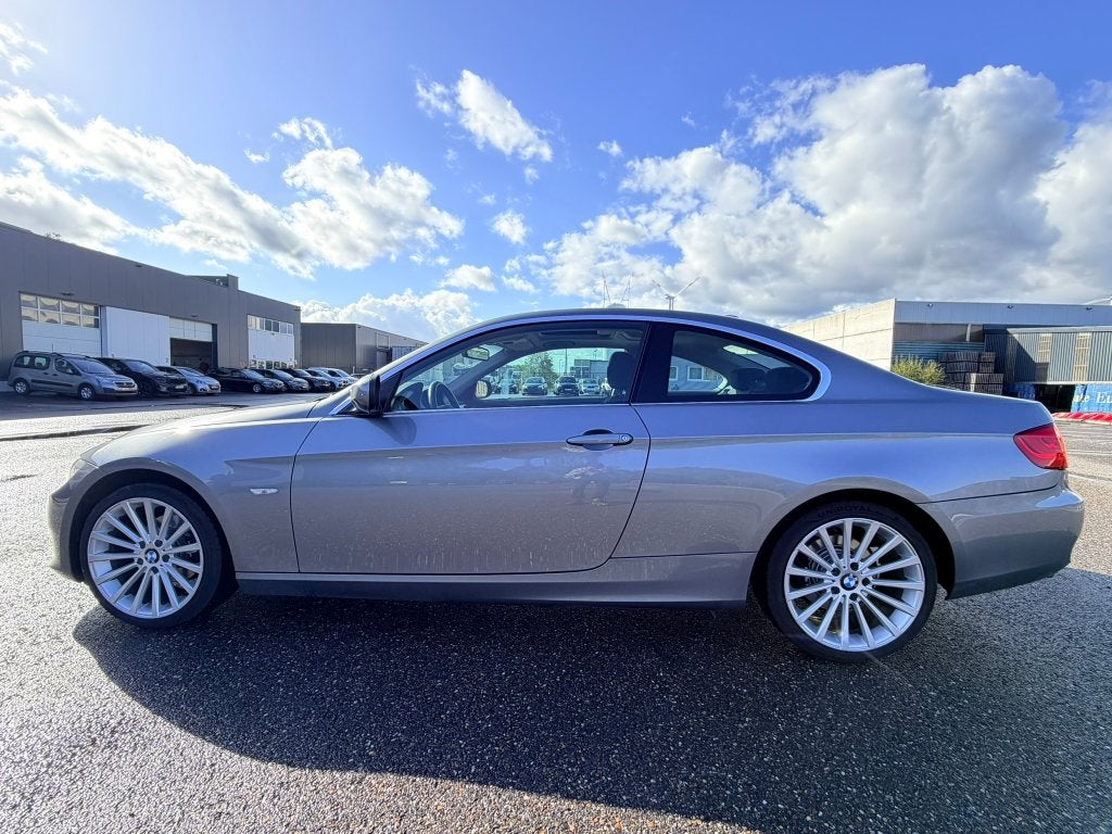 2010 BMW 320i e92 coupé, Autos, Achat, Volant multifonction, Particulier, https://public.car-pass.be/recalls