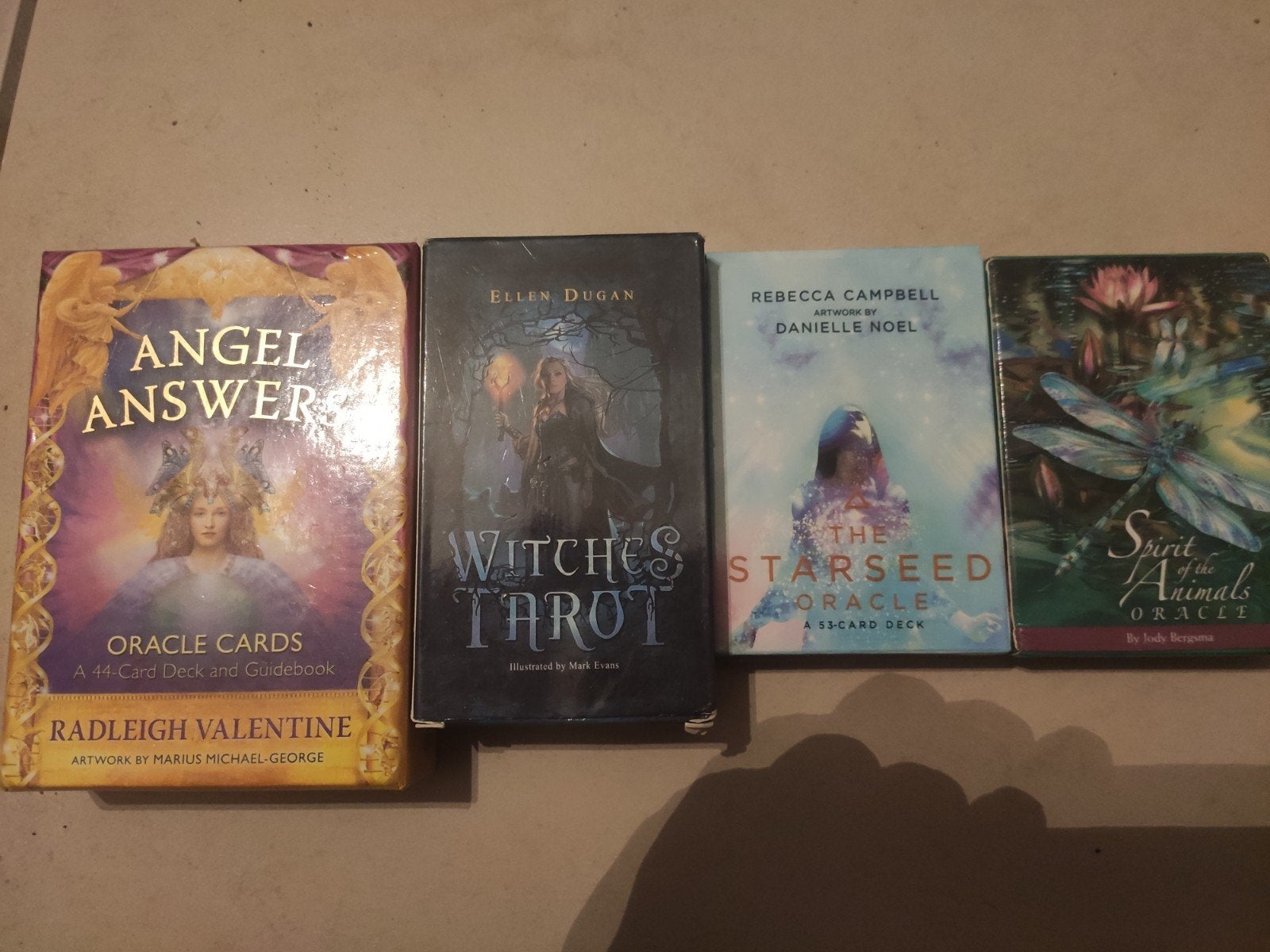 4 kaartendecks prijs is voor allemaal, Boeken, Fantasy, Ophalen