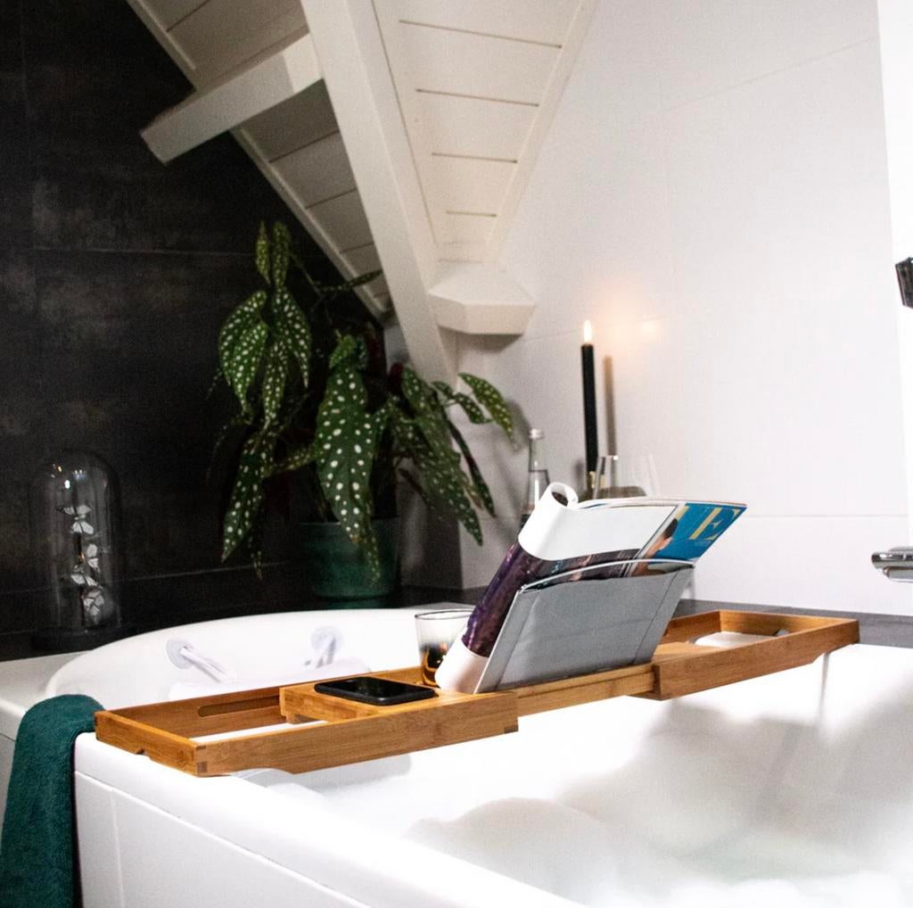 Étagère de bain QUVIO pour livre ou tablette et verre de vin, Enlèvement ou Envoi, Neuf