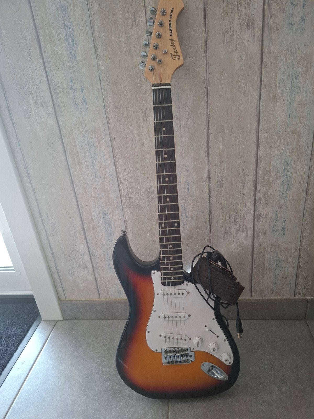 Guitare électrique Fazley Classic Series, Enlèvement ou Envoi