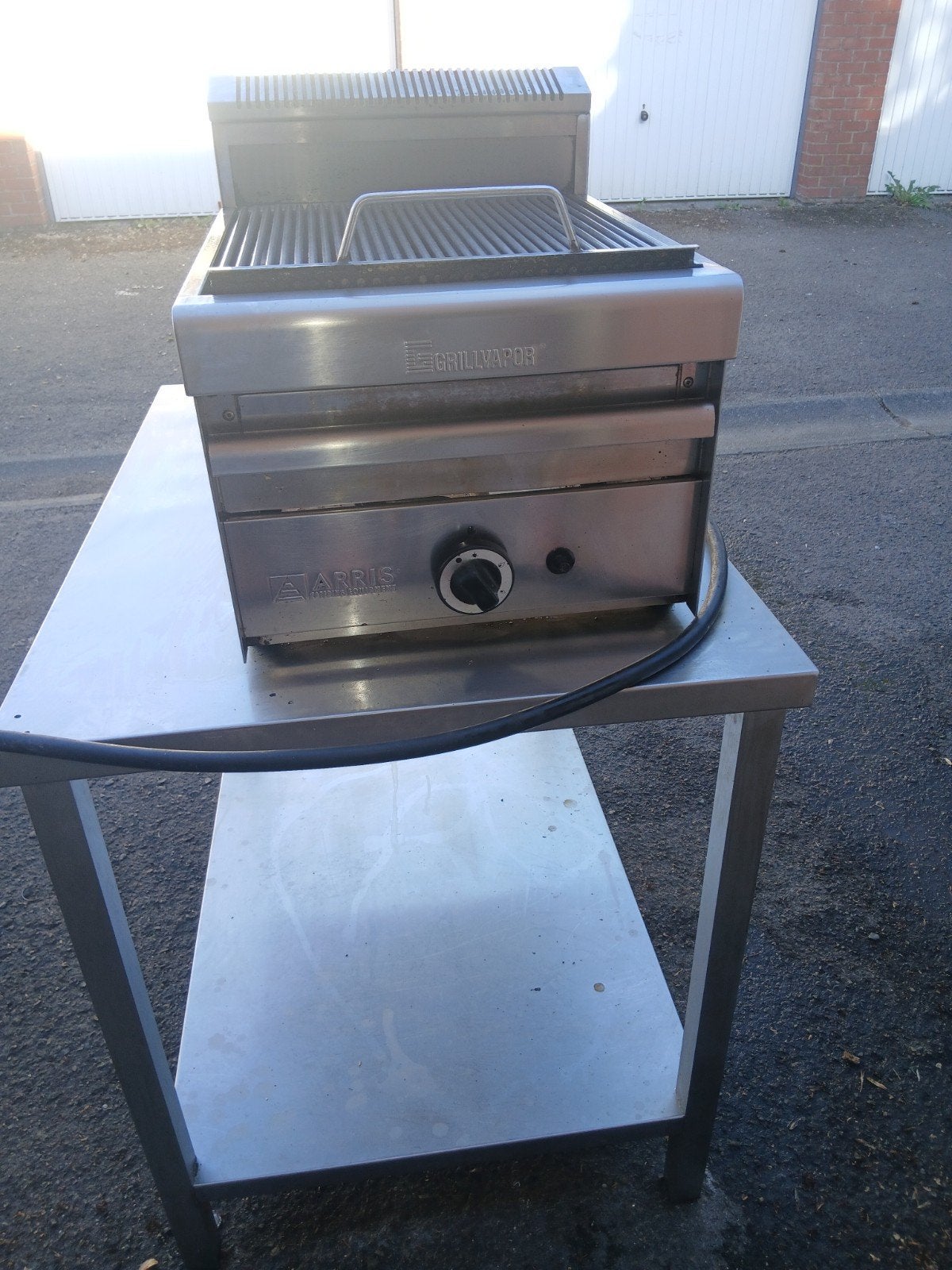 Grille fonctionne, Articles professionnels, Enlèvement