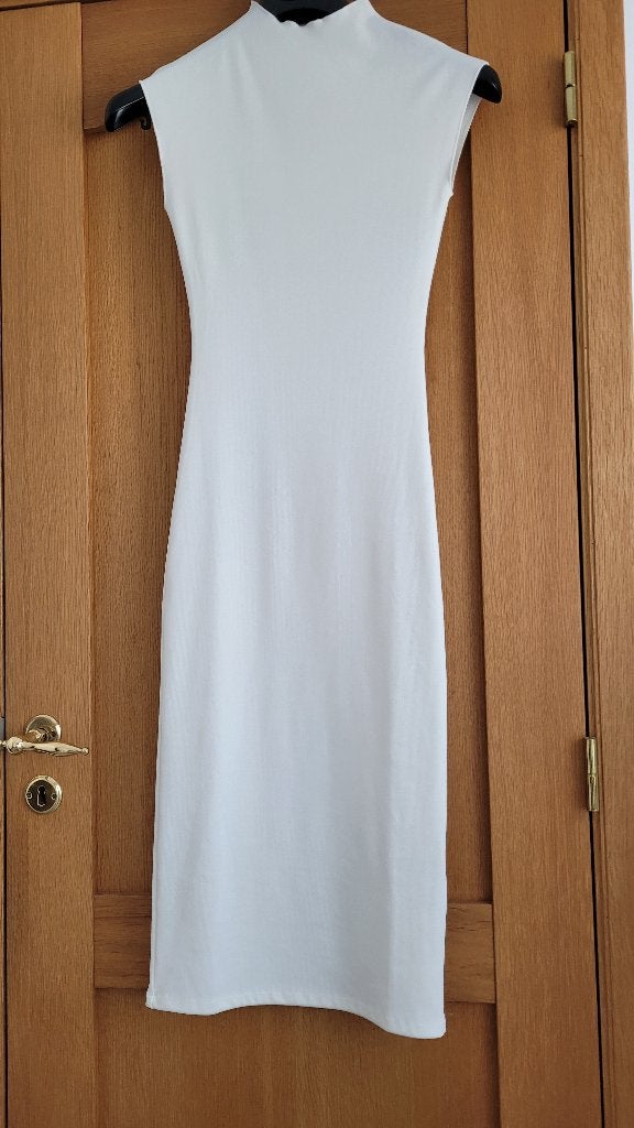 robe longue dame taille S  Zara neuve, Neuf, Enlèvement ou Envoi, Blanc, Zara