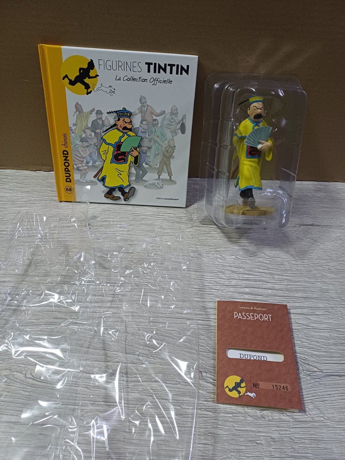 Figurine Dupond 68 Tintin, Collections, Enlèvement ou Envoi, Tintin, Comme neuf, Statue ou Figurine