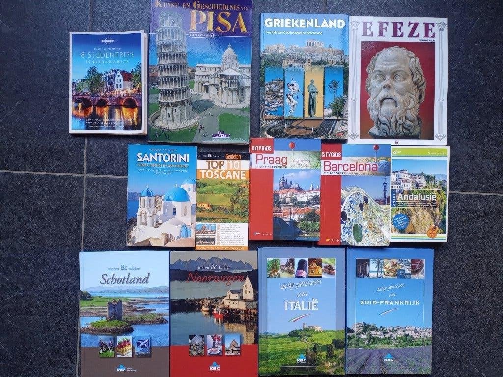 13 DIVERSE MOOIE REISGIDSEN - PRIMA STAAT, Boeken, Ophalen of Verzenden, Zo goed als nieuw