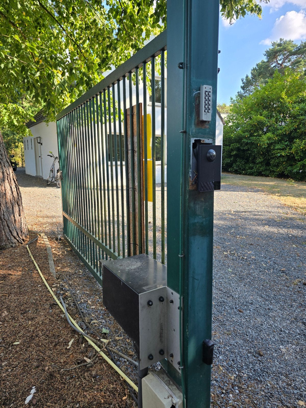Elektrische stalen draaipoort met motor en toegangscontrole, Tuin en Terras, Ophalen