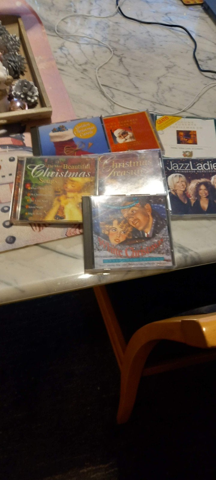 Cd's kerst muziek, Ophalen