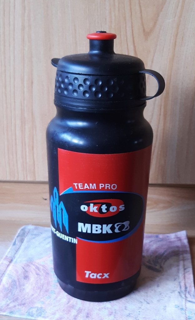 Wielrennen Cyclisme bidon drinkbus  TEAM MBK OKTOS, Ophalen of Verzenden