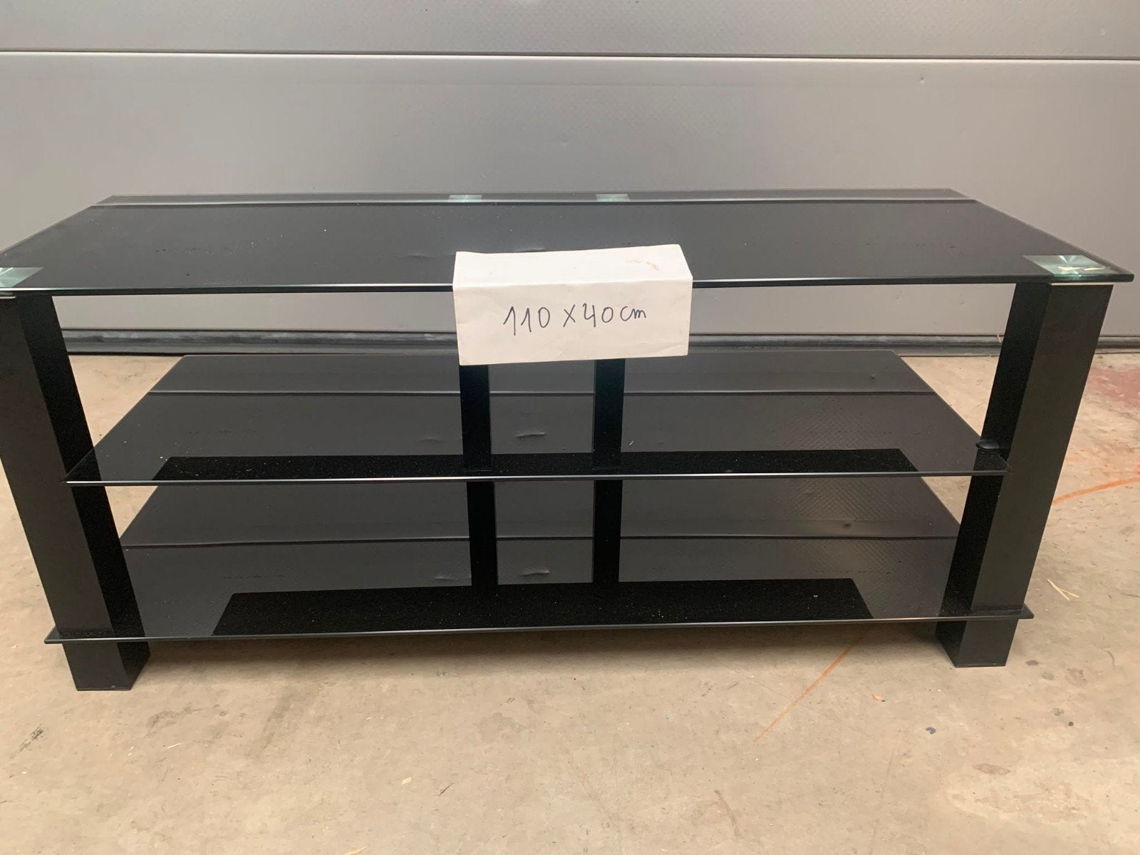 table de télévision, Maison & Meubles, Enlèvement