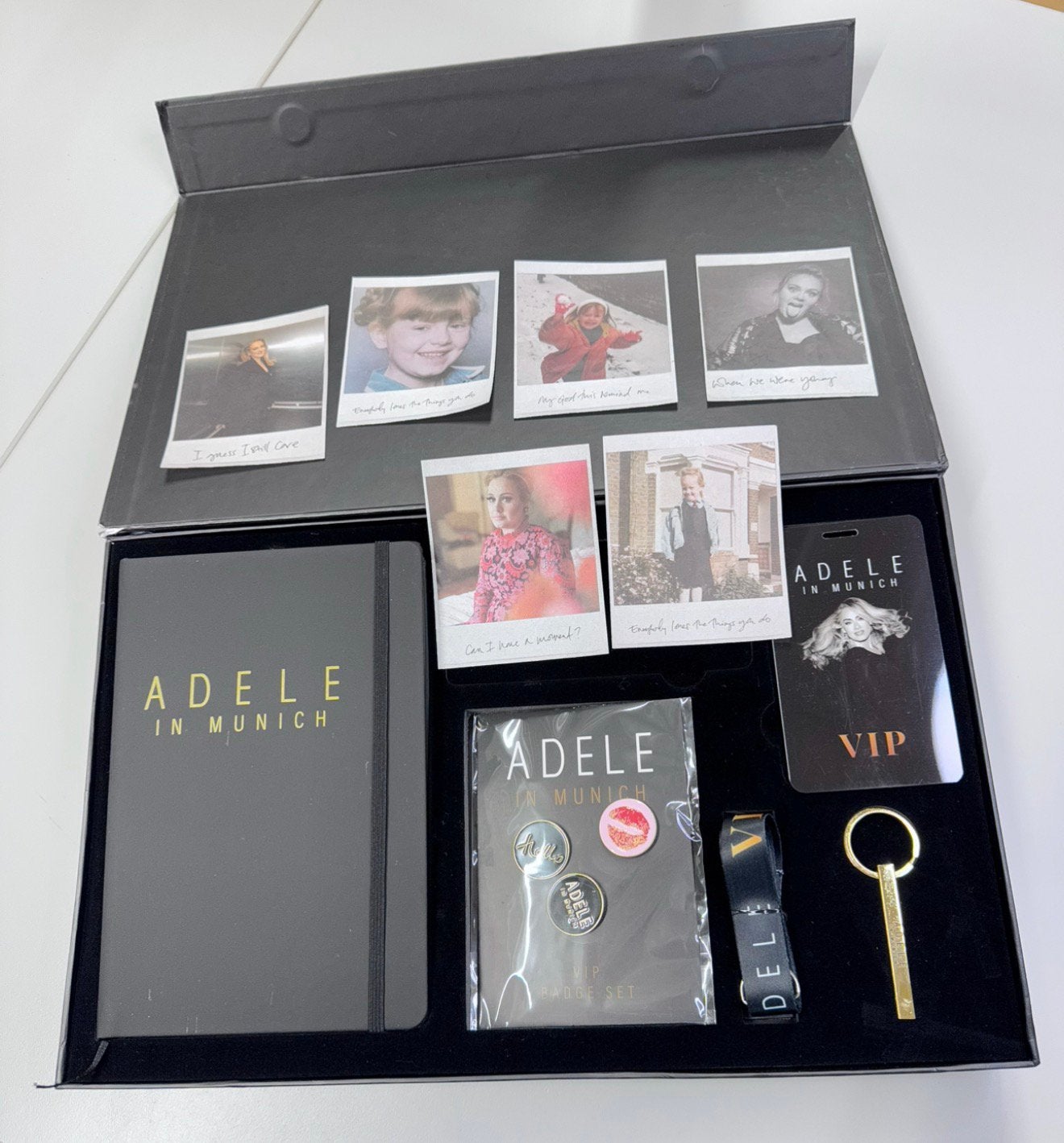 Coffret concert VIP d'Adele à Munich 2024 exclusivité Munich, Enlèvement ou Envoi, Comme neuf