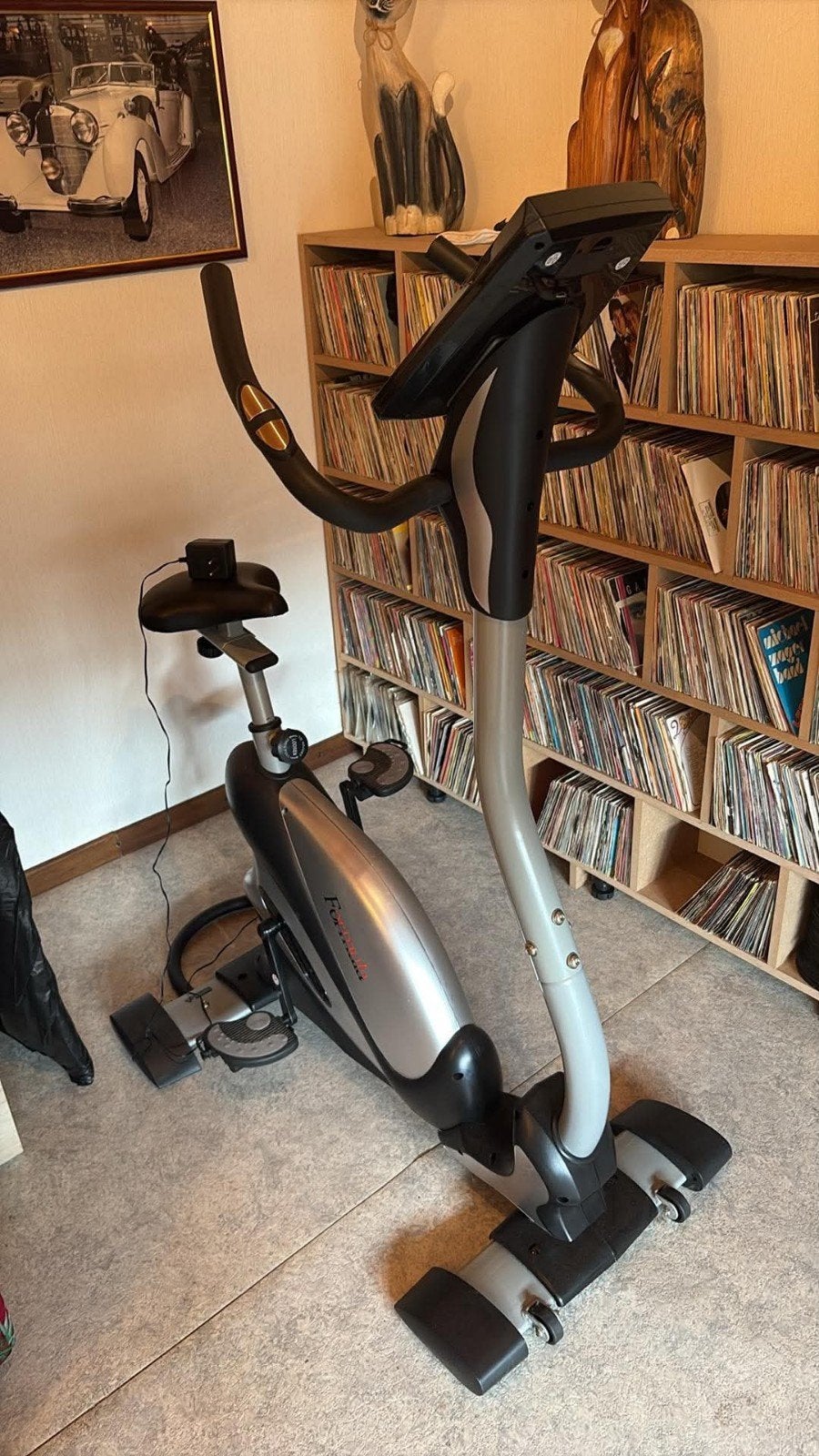 vélo d appartement. jamais utilisé., Enlèvement, Comme neuf, Vélo d'appartement