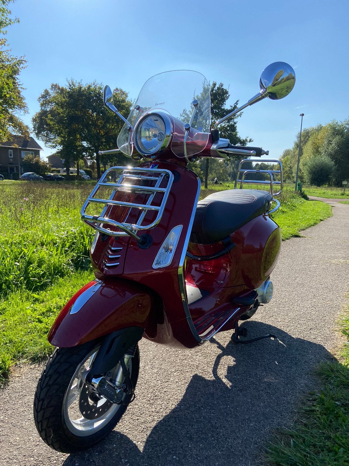 Vespa Primavera Touring 50cc 4 Takt Nieuwstaat, Fietsen en Brommers, Ophalen, Zo goed als nieuw, Klasse A (25 km/u)