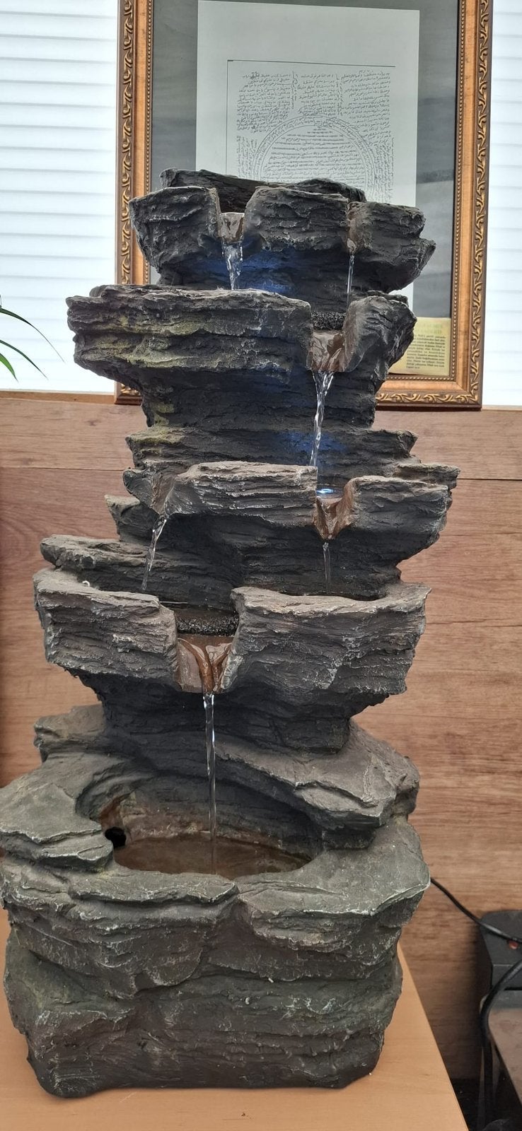 Decoratieve binnenfontein / waterval met LED-verlichting, Tuin en Terras, Waterpartijen en Fonteinen, Ophalen, Zo goed als nieuw