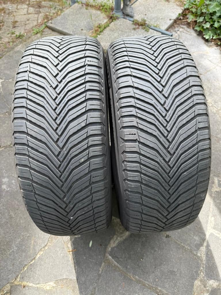 Twee autobanden Michelin 225/55/ R18., Ophalen, 18 inch, Gebruikt, All Season