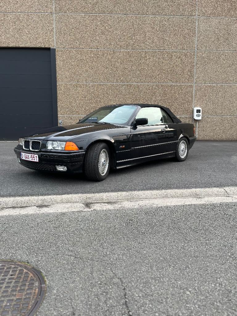BMW E36 Cabrio 320i 100 % acier inoxydable, Autos, BMW, Particulier, Série 3, Airbags, Bluetooth, Verrouillage central, Rétroviseurs électriques