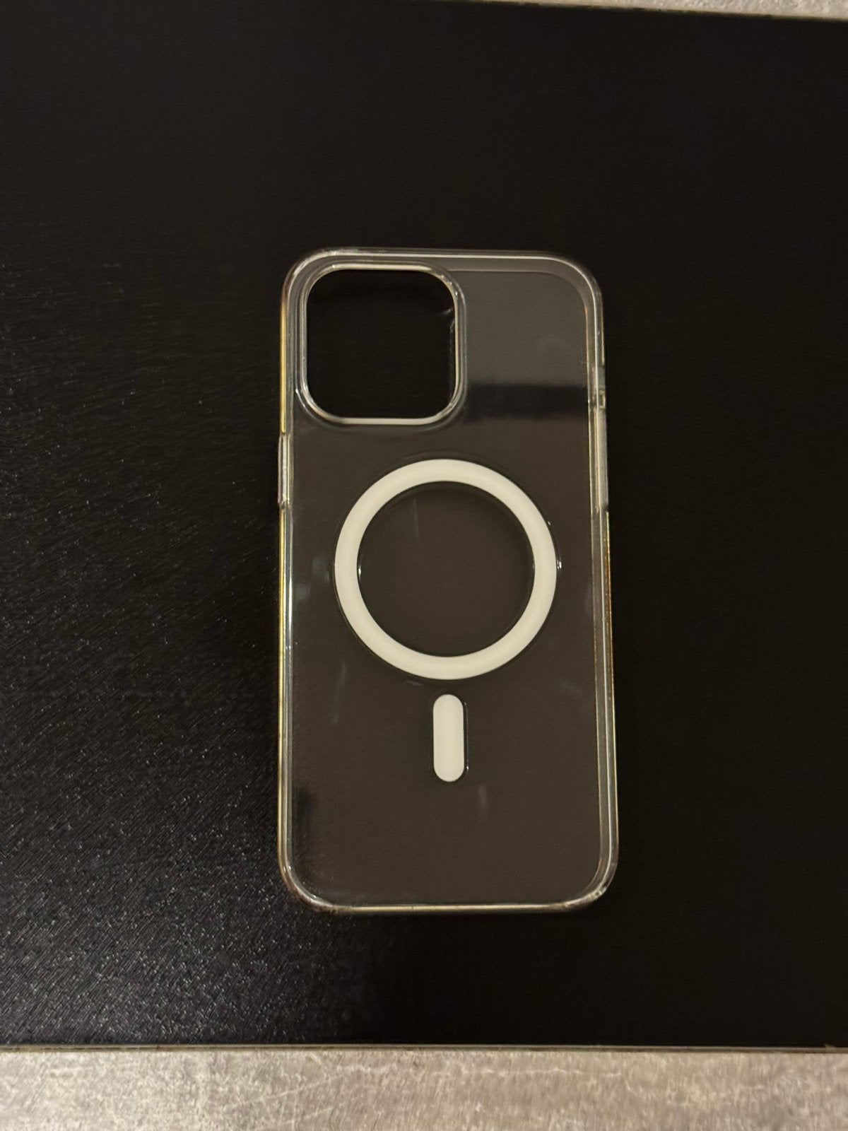 Origineel hoesje voor iPhone 16 Pro Max, Telecommunicatie, Ophalen, Zo goed als nieuw, IPhone 16