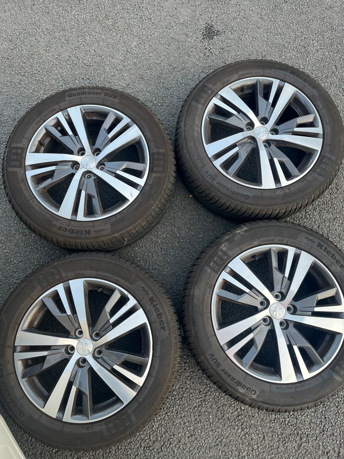 4 jantes peugeot 3008/5008 taille 225/55/18, Autos : Pièces & Accessoires, Pneus & Jantes, Enlèvement, Pneu(s)