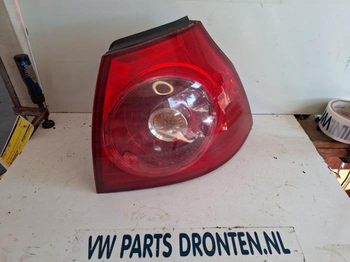 Feu arrière droit d'un Volkswagen Golf, Volkswagen, -, 3 mois de garantie, Utilisé