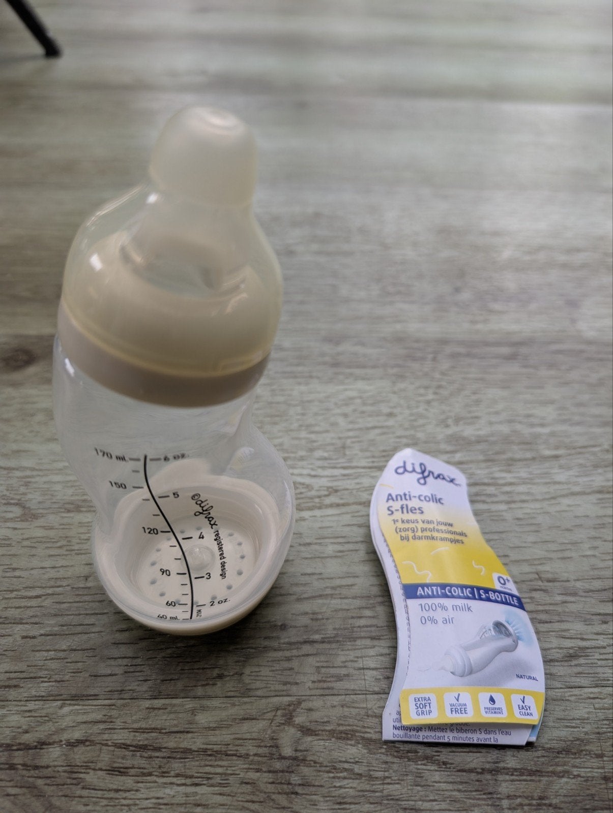 Difrax anti-colic fles met 4 extra spenen., Ophalen